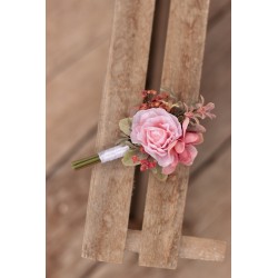 Flower groom's boutonniere, corsage