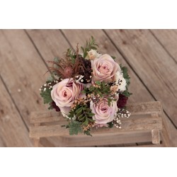 Witness, bridesmaid and mothers autumn wedding bouquet