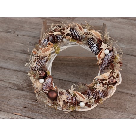 Winter, christmas wreath