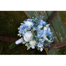 Svatební kytice pro nevěstu "Modrá je dobrá"