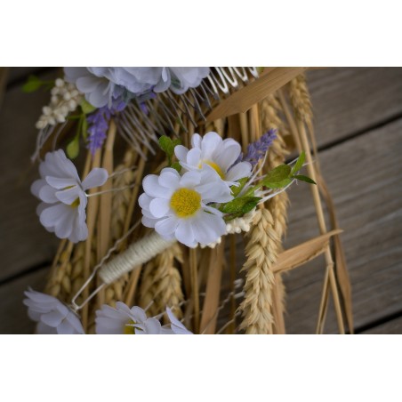 Flower groom's boutonniere, corsage