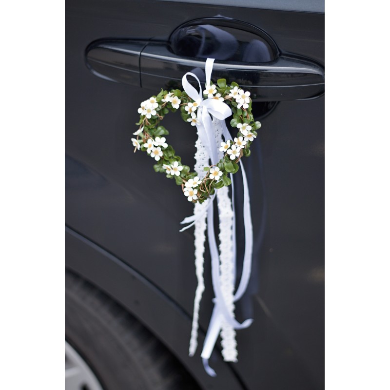 Dekorace na auto nevěsty, ozdoba na kliky dveří