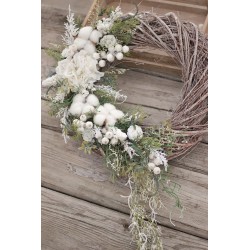 Winter, christmas wreath