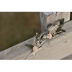 Flower wedding guest boutonniere, corsage